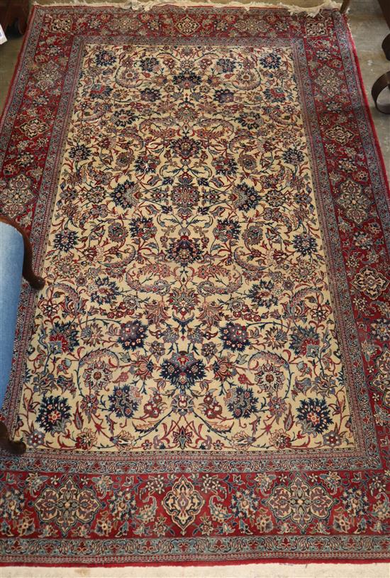 An ivory ground Isfahan rug, 230 x 150cm